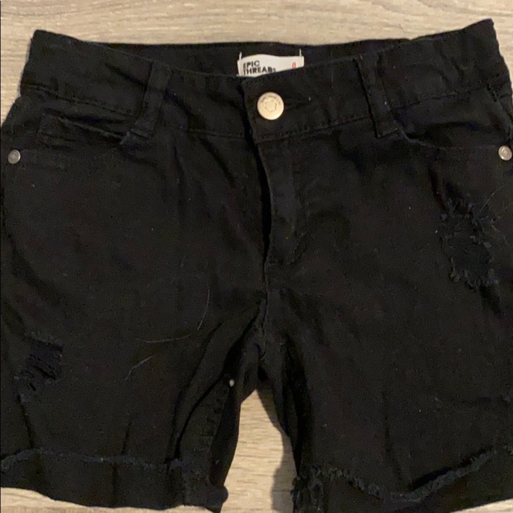 Girls black size 8 shorts